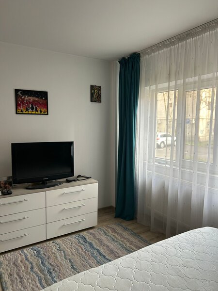 Razoare, proprietar, particular, inchiriere apartament 3 camere,